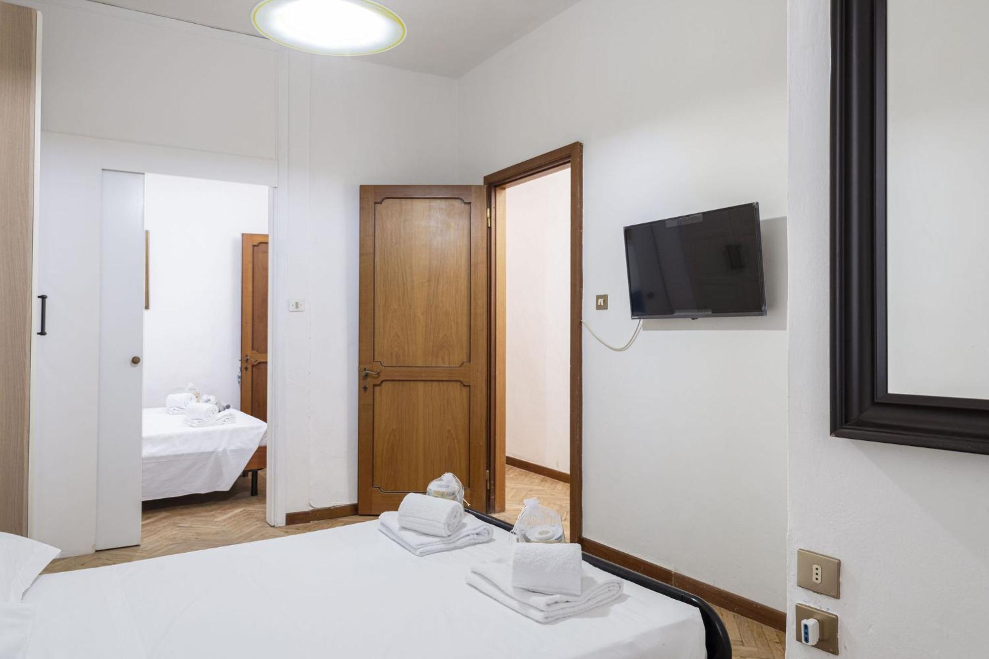 Unyca - Ampio Rifugio Per Famiglie A Firenze Appartement Buitenkant foto